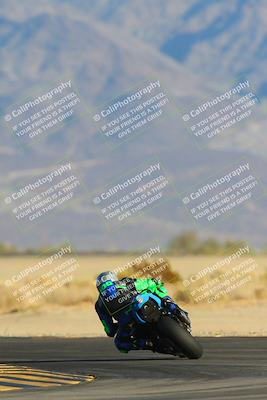 media/Dec-05-2024-Racers Edge (Thu) [[e102e0690b]]/3-B Group/Session 5 (Turn 16)/